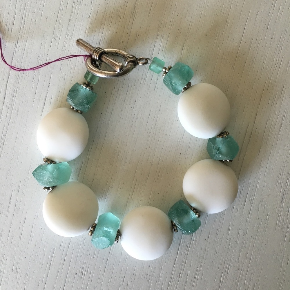 Bracelet, NEW, White and Sea Foam Green